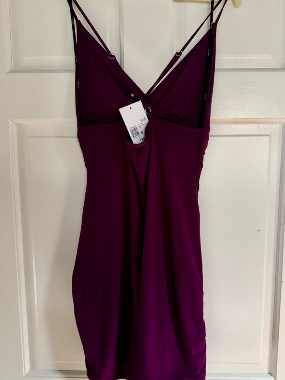 Dress - Picture 2 of 3